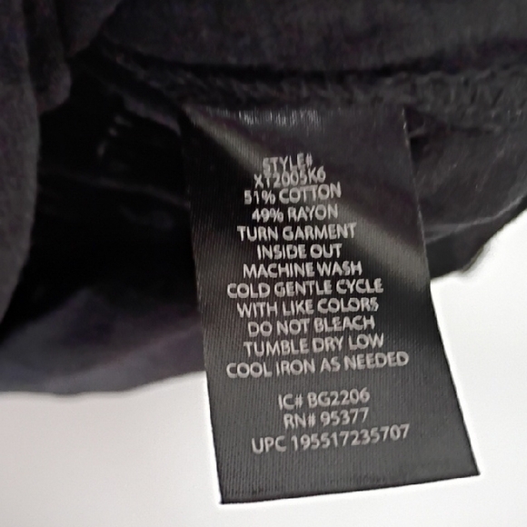 Social Standard By Charcoal Black Long Sleeve Shirt Size Large Tshirt - Picture 4 of 8